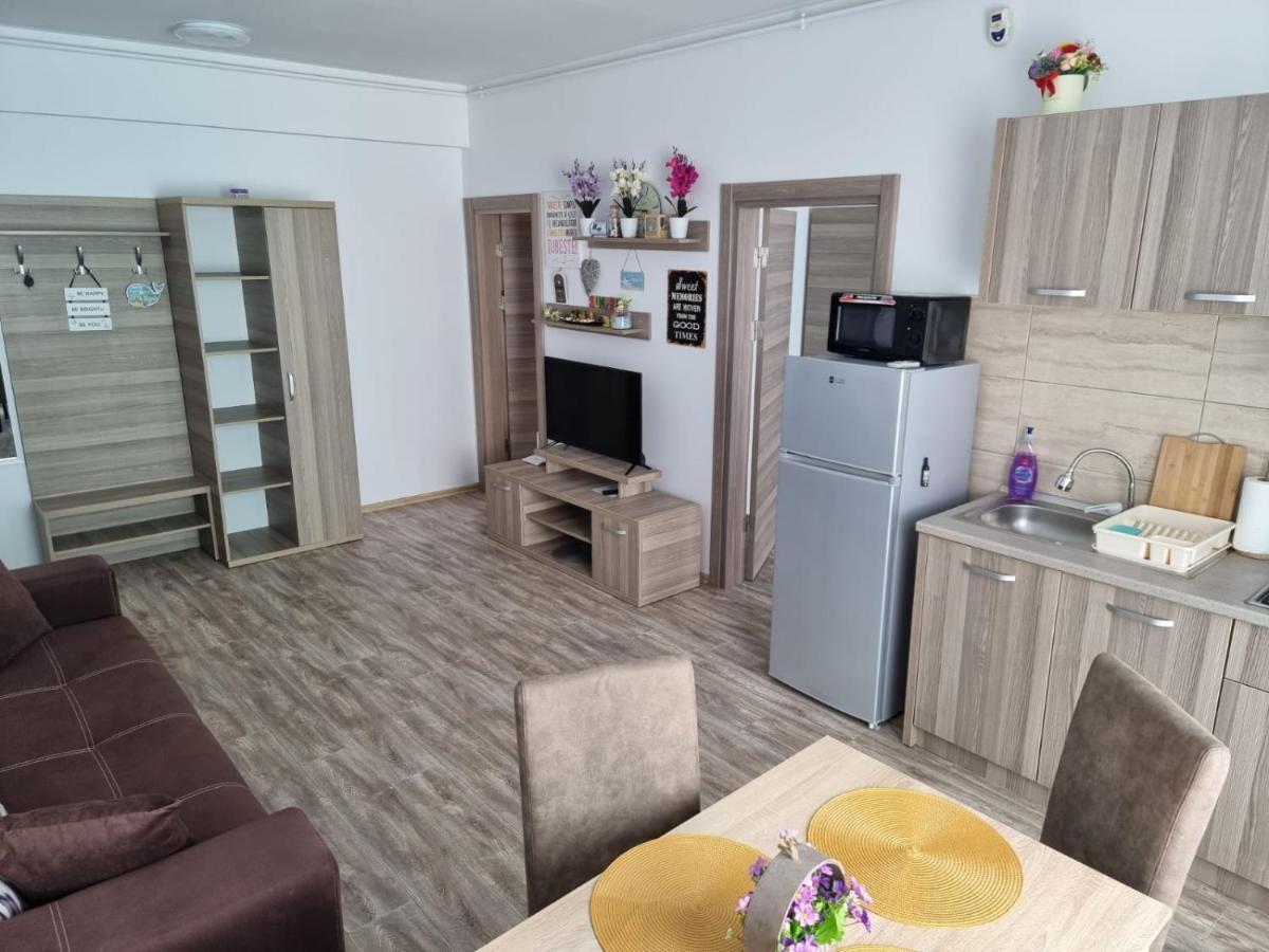 Summerland Apartment M&A Mamaia Exterior photo